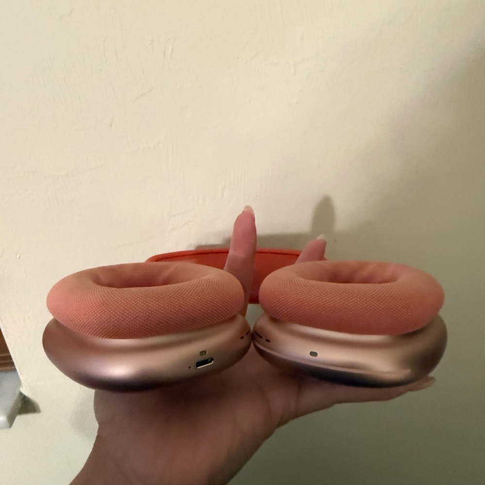 Apple AirPods Max Pink Over-Ear Headphones | Authentic | Used - Picture 8 of 9